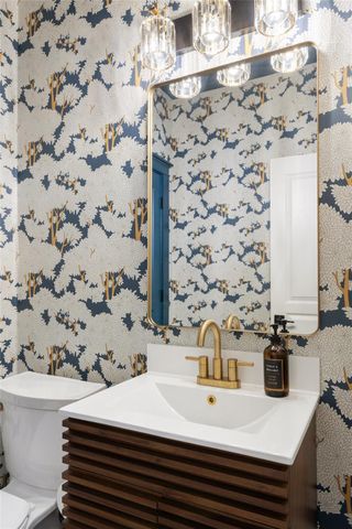 9600 Prescott DR, Austin, TX 78749