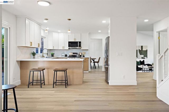 321 321 Semillon Cir, Clayton, CA 94517