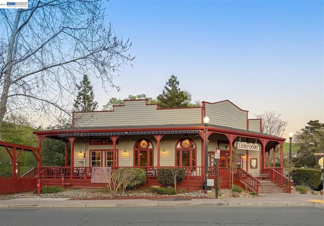 321 321 Semillon Cir, Clayton, CA 94517