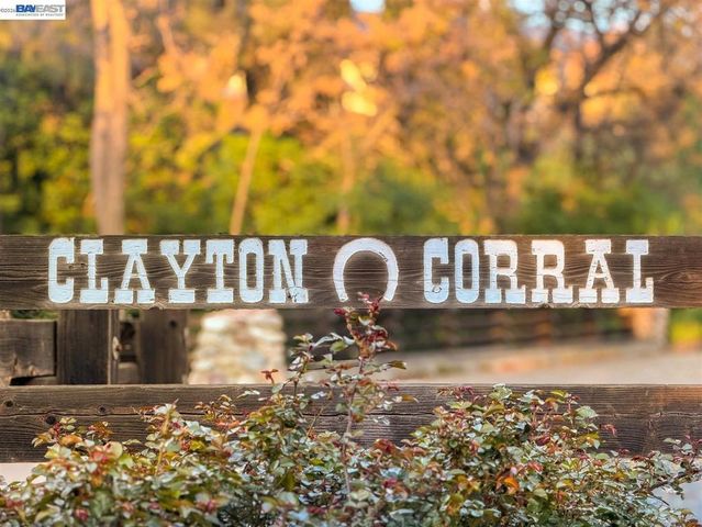 321 321 Semillon Cir, Clayton, CA 94517