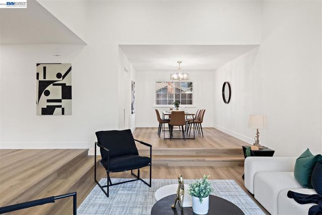 321 321 Semillon Cir, Clayton, CA 94517