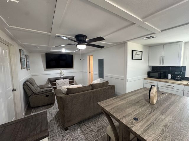 198 Medical Lane, Grand Isle, LA 70358