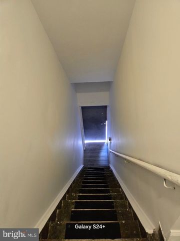 3301 N FRONT ST, Philadelphia, PA 19140