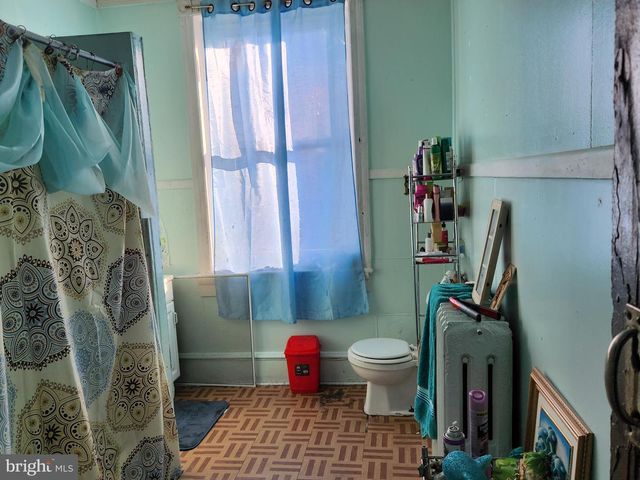 3301 N FRONT ST, Philadelphia, PA 19140