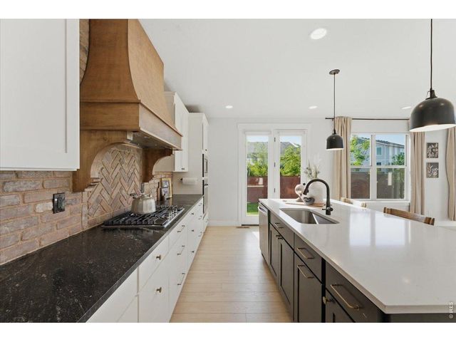 2092 Glean Dr, Windsor, CO 80550