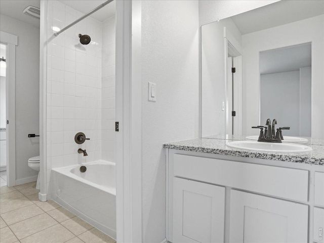 2092 Glean Dr, Windsor, CO 80550