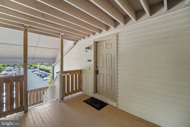 307 RAVENS CREST DR, Plainsboro, NJ 08536