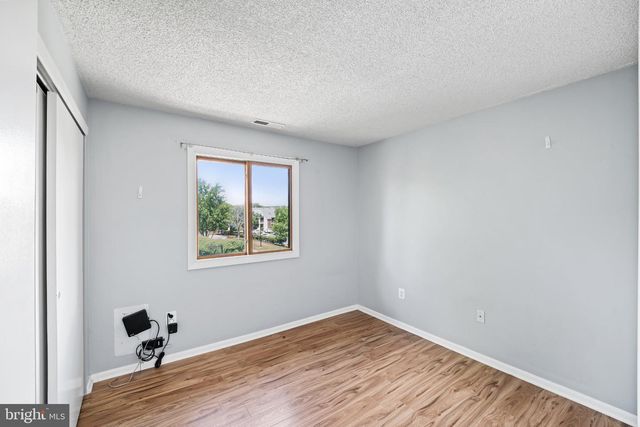 307 RAVENS CREST DR, Plainsboro, NJ 08536