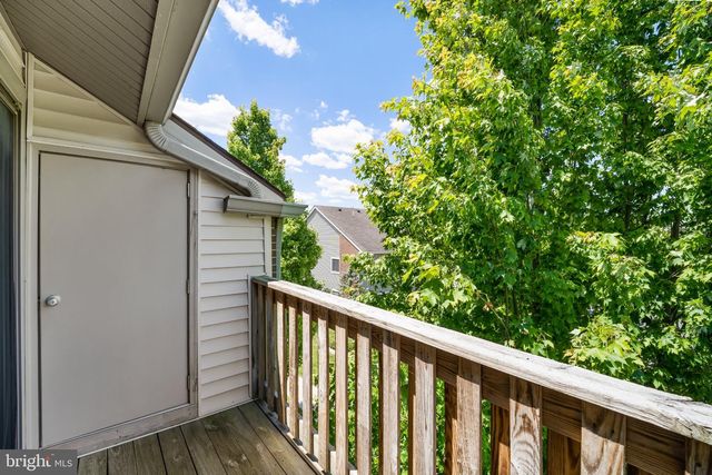 307 RAVENS CREST DR, Plainsboro, NJ 08536