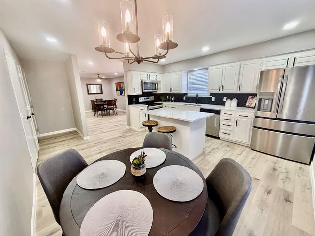 2209 Hardy Road, Grand Prairie, TX 75051