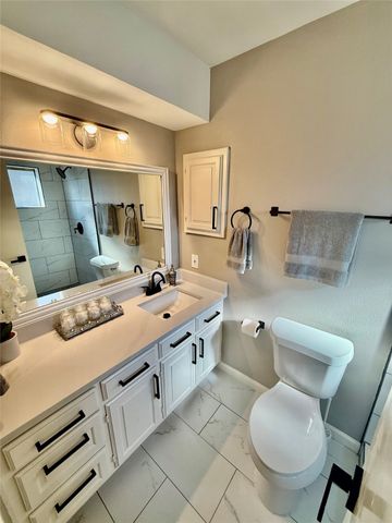 2209 Hardy Road, Grand Prairie, TX 75051