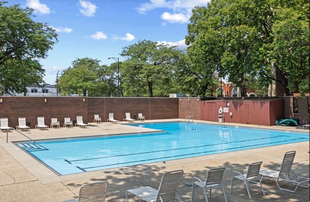 2901 S Michigan Avenue 308, Chicago, IL 60616