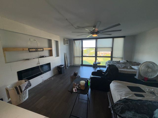 2901 S Michigan Avenue 308, Chicago, IL 60616
