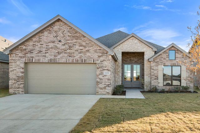 1121 N 6th Street, Wolfforth, TX 79382
