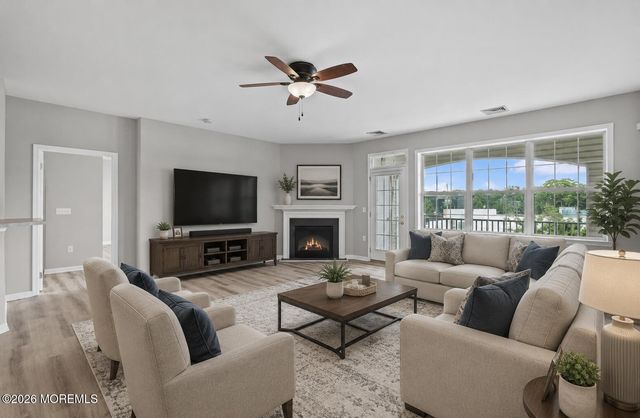 136 Mill Pond Way, Eatontown, NJ 07724