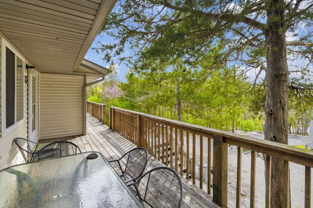 152 & 154 Deep Water Circle, Reeds Spring, MO 65737