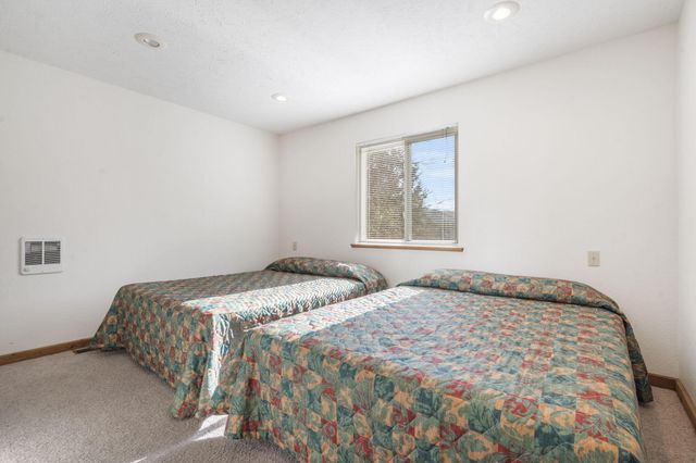 152 & 154 Deep Water Circle, Reeds Spring, MO 65737