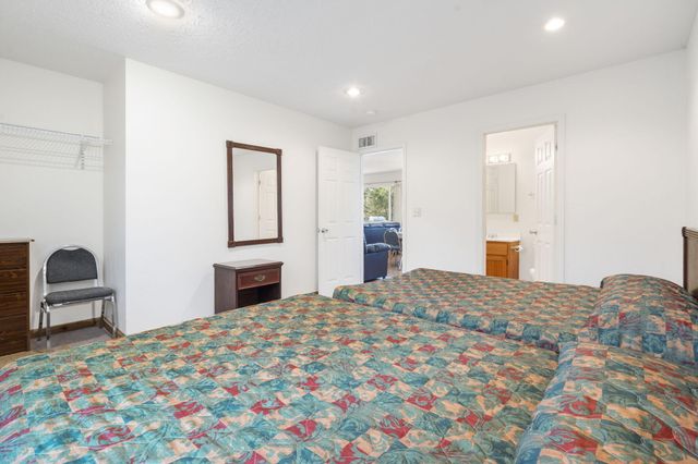 152 & 154 Deep Water Circle, Reeds Spring, MO 65737