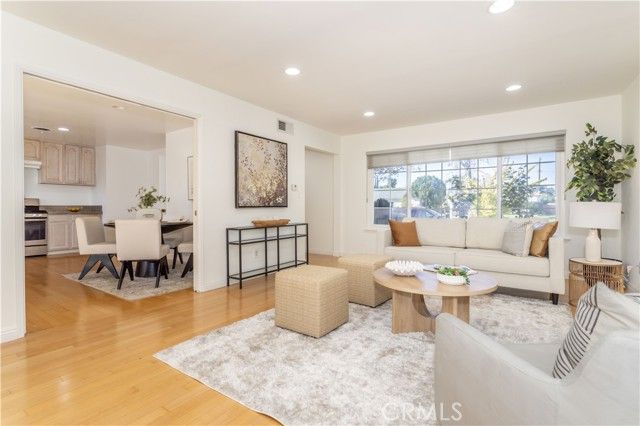 11144 Haskell, Granada Hills (los Angeles), CA 91344