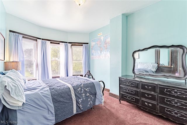 9913 Rosehill Avenue, Cleveland, OH 44104
