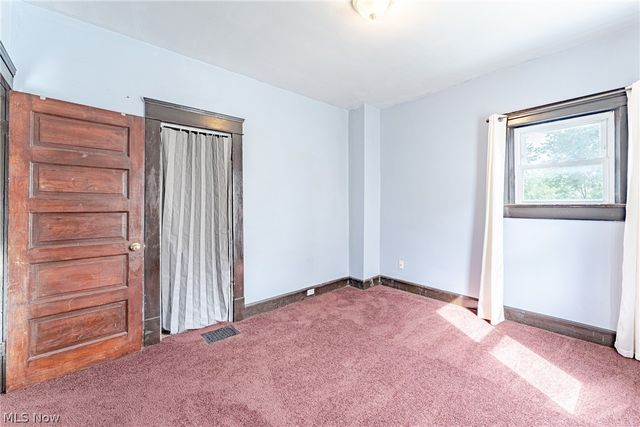 9913 Rosehill Avenue, Cleveland, OH 44104