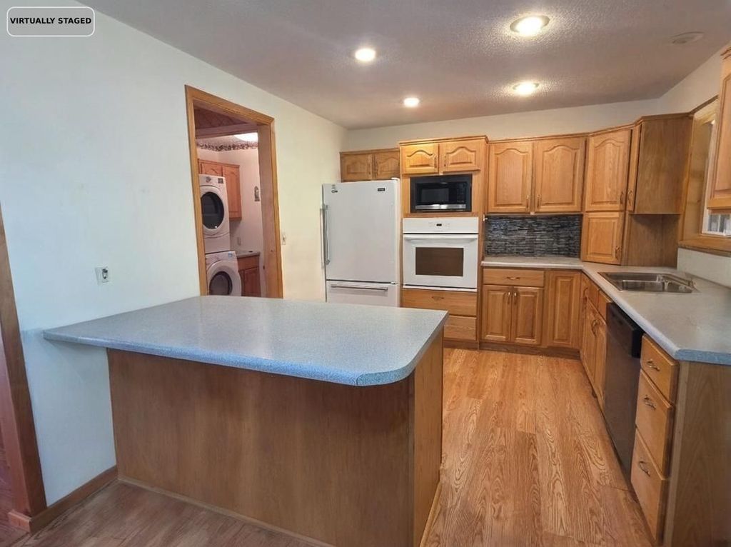 Image 12 of property listing at 772 5th Ave., Cumberland, WI 54829