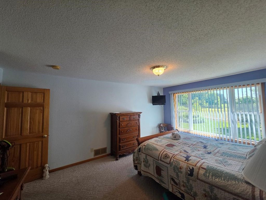 Image 20 of property listing at 772 5th Ave., Cumberland, WI 54829