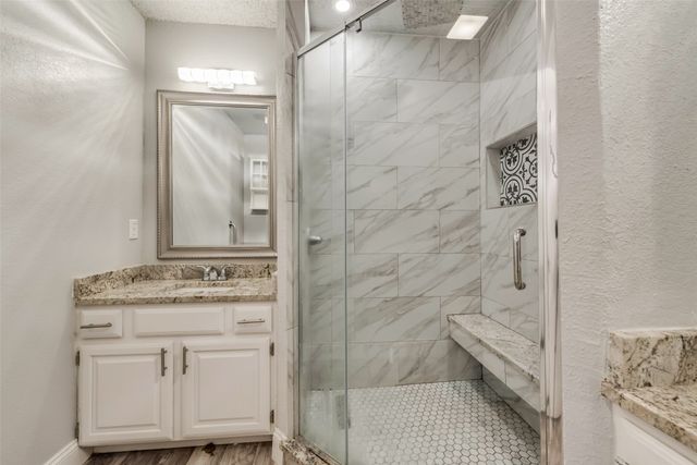 1002 Canary Lane, Mansfield, TX 76063