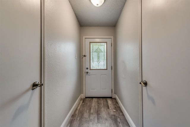 1002 Canary Lane, Mansfield, TX 76063