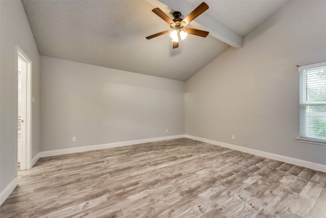 1002 Canary Lane, Mansfield, TX 76063