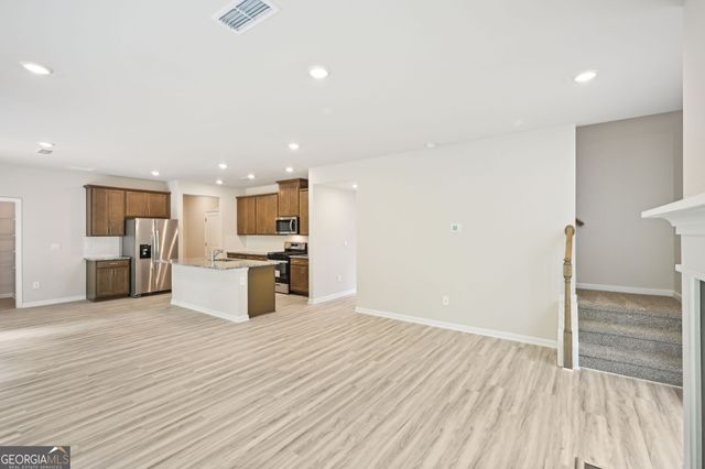 64 Bur Oak Boulevard, Dawsonville, GA 30534