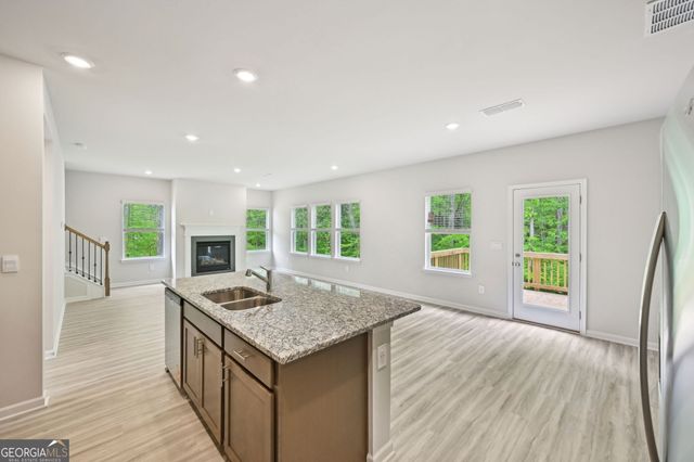64 Bur Oak Boulevard, Dawsonville, GA 30534