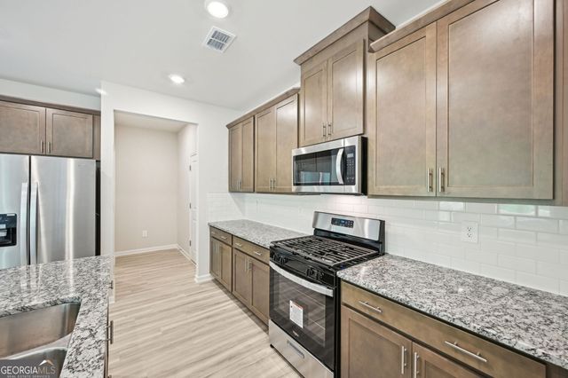 64 Bur Oak Boulevard, Dawsonville, GA 30534