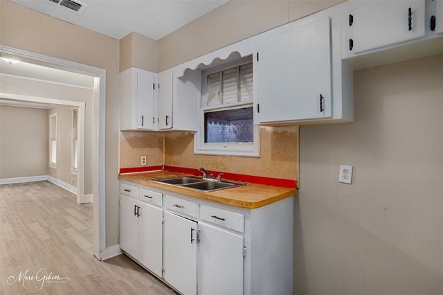 615 Yarborough Street, Bossier City, LA 71111