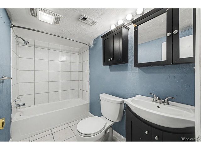 9272 W Hoover Pl, Littleton, CO 80123