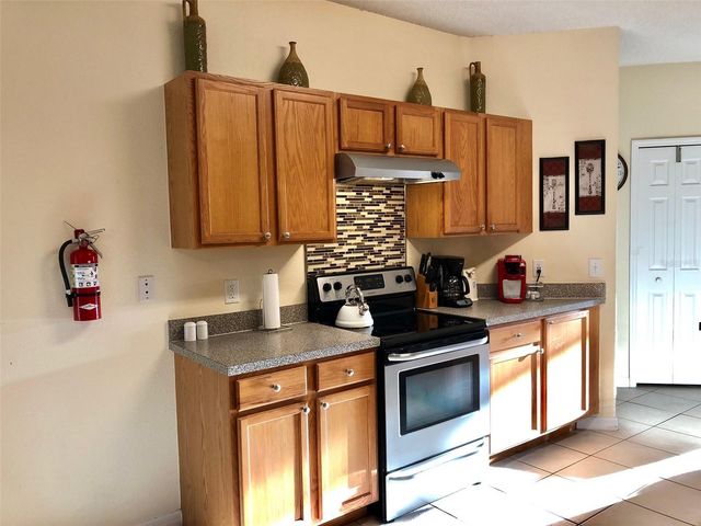 655 KNOLLWOOD DRIVE, Davenport, FL 33837