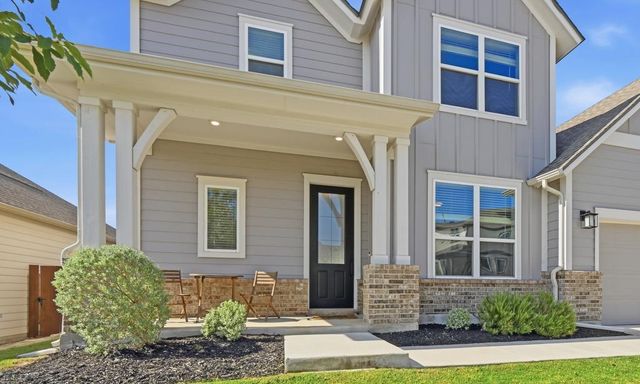 166 Twistleaf DR, Buda, TX 78610