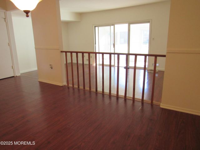 32 Lafayette Court, North Brunswick, NJ 08902