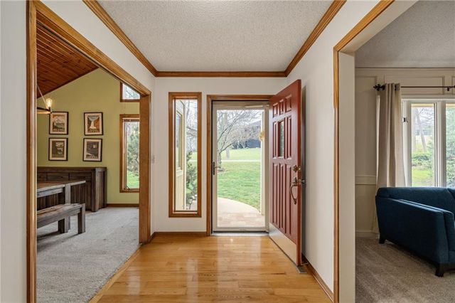 20414 Crickett Lane, Lenexa, KS 66220