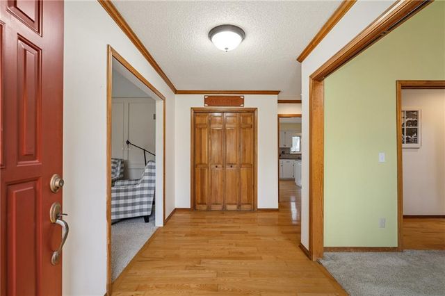 20414 Crickett Lane, Lenexa, KS 66220