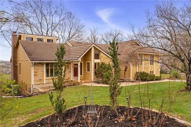 20414 Crickett Lane, Lenexa, KS 66220