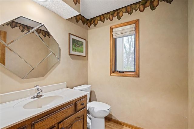 20414 Crickett Lane, Lenexa, KS 66220