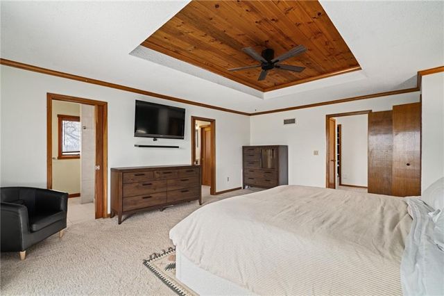 20414 Crickett Lane, Lenexa, KS 66220