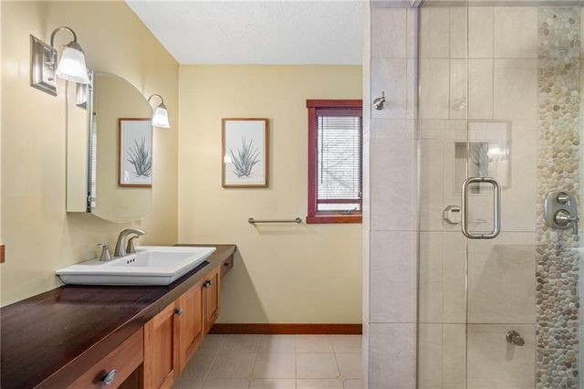 20414 Crickett Lane, Lenexa, KS 66220