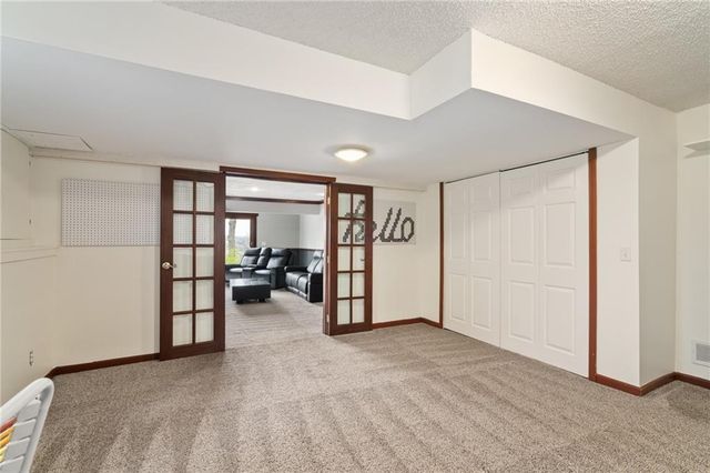 20414 Crickett Lane, Lenexa, KS 66220
