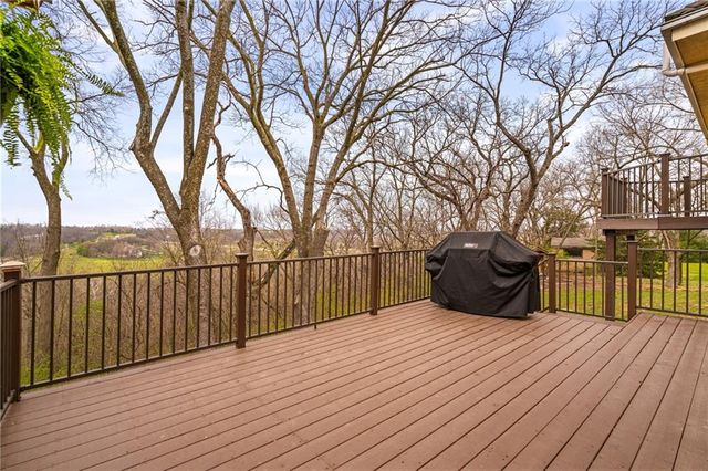 20414 Crickett Lane, Lenexa, KS 66220