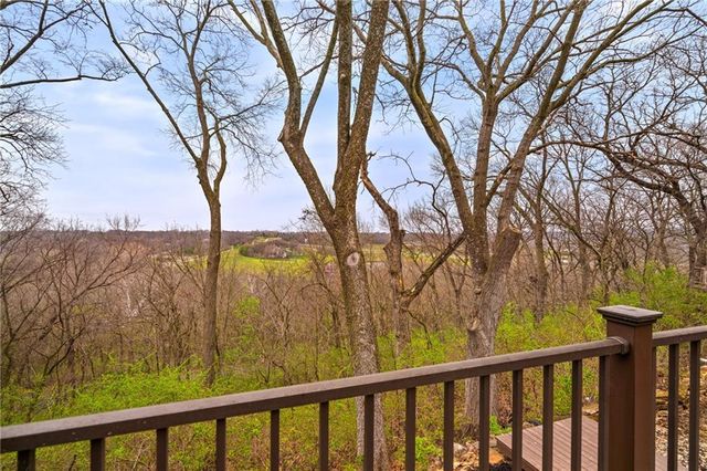 20414 Crickett Lane, Lenexa, KS 66220