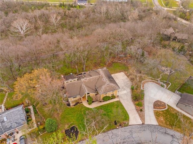 20414 Crickett Lane, Lenexa, KS 66220