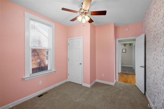 8925 Argyle Avenue, Overland, MO 63114