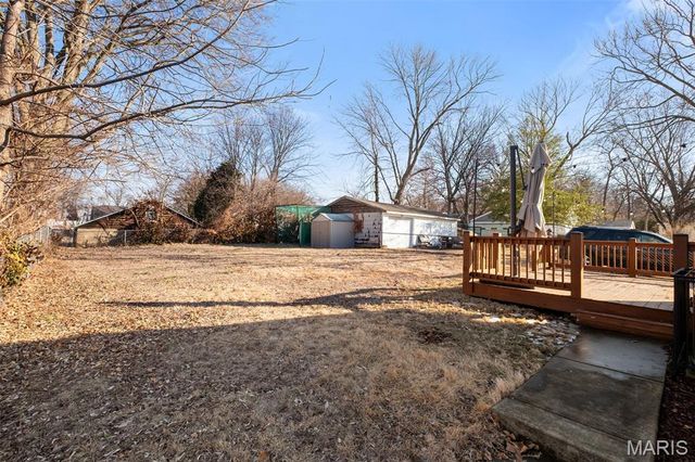 8925 Argyle Avenue, Overland, MO 63114